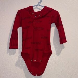 Red Hooded Long-Sleeve One-Piece Bodysuit - Kids